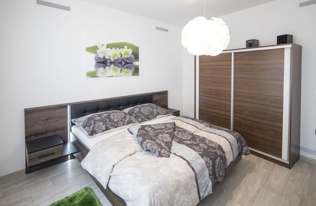 Apartman Dolni Namesti Olomouc Bagian luar foto